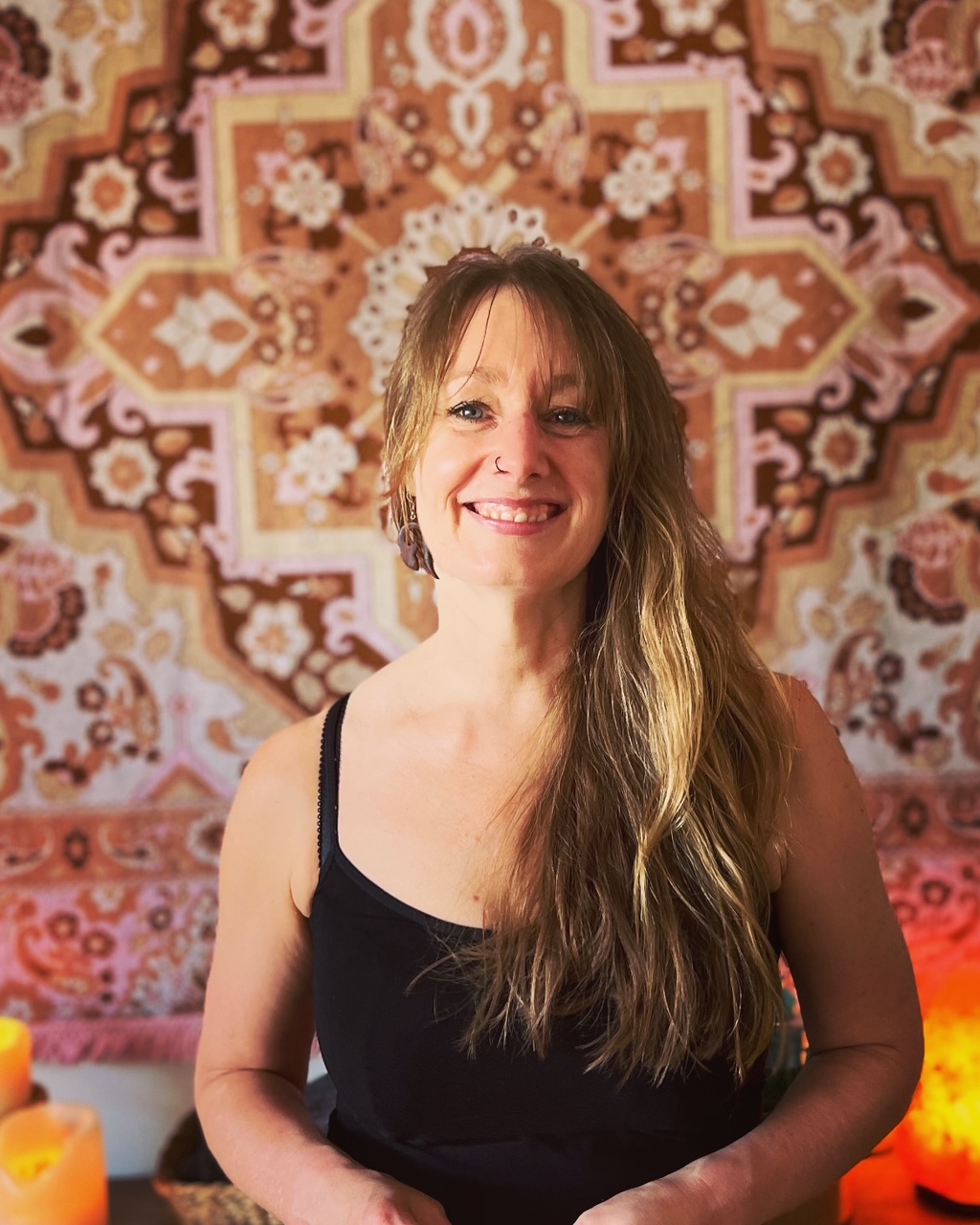 Meet Ingrid, your Lomi practitioner.